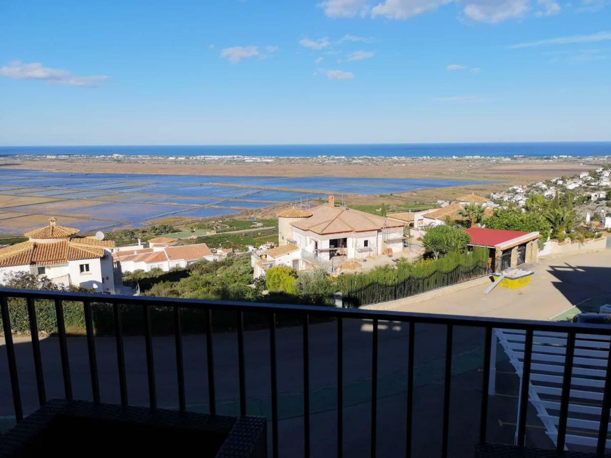 Casa Lina Belavista Apartment Пего Екстериор снимка